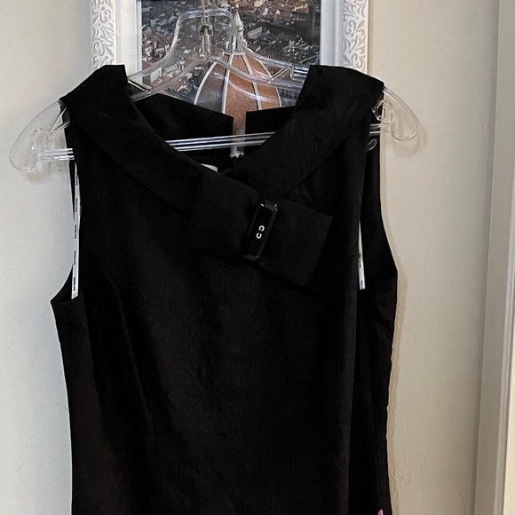 Gorgeous  elegant black floral sheath, size 8 by Kay Unger NY--Classy! - Picture 11 of 12